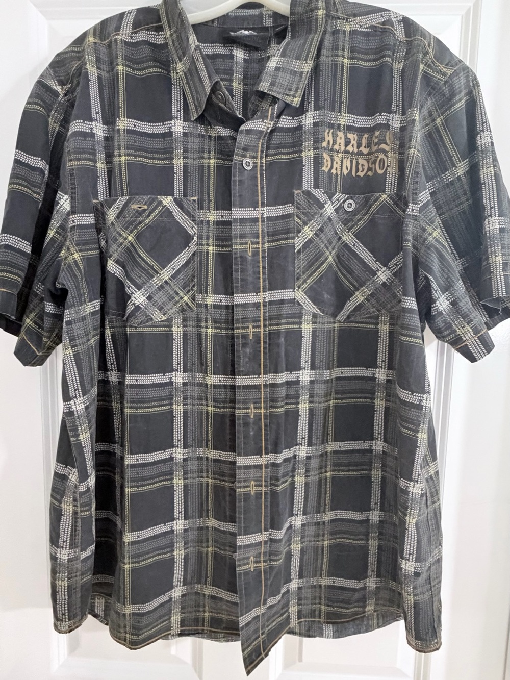 Harley-Davidson XL Men’s Black Plaid Short Sleeve Button-Up Shirt